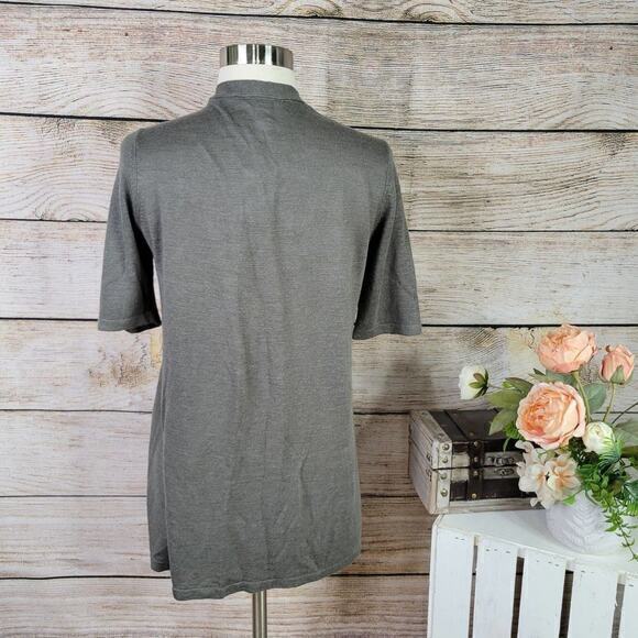 NWT J Jill V Neck Three Button Lightweight Green Caraway Cardigan XSP - Picture 4 of 5